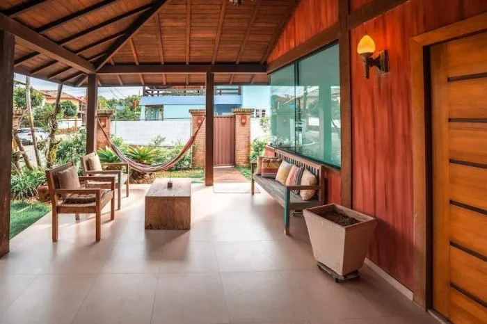 Atlântica Imóveis tem excelente Casa à venda na Ilha da Caieira, Macaé/RJ.
