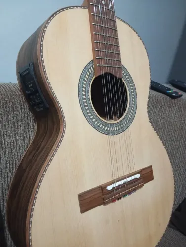 Violão voga