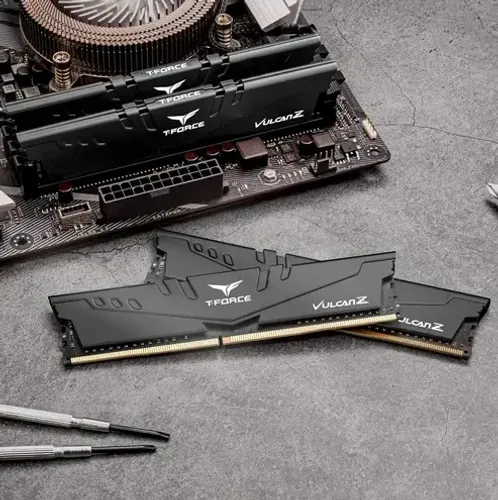 Memória DDR4 T-Force Vulcan Z 3600MHz CL14 (Samsung B-Die) - Raridade