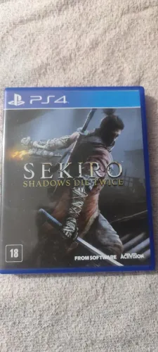 Vendo Jogo Sekiro Ps4 e Ps5