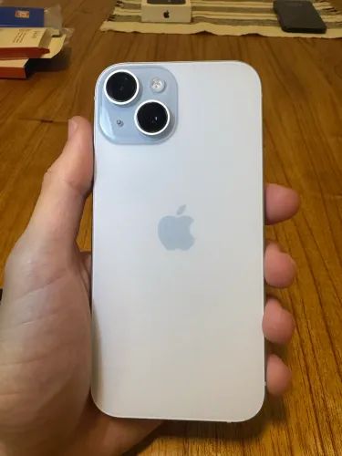 IPHONE 15 - 128 GB
