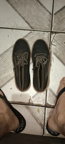 Vende-se Bota semi nova 