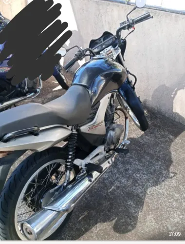 Vendo CG 150 Titan 2009