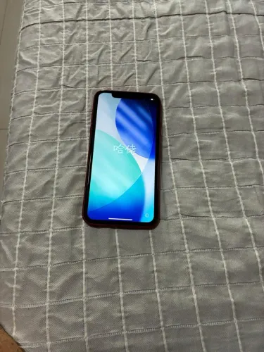 Vendo IPhone 11 vermelho 128 GB