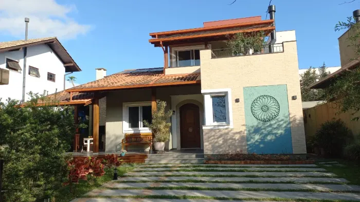 LAGOA DA CONCEIÇÃO - RUA DI CAVALCANTI - CASA 53