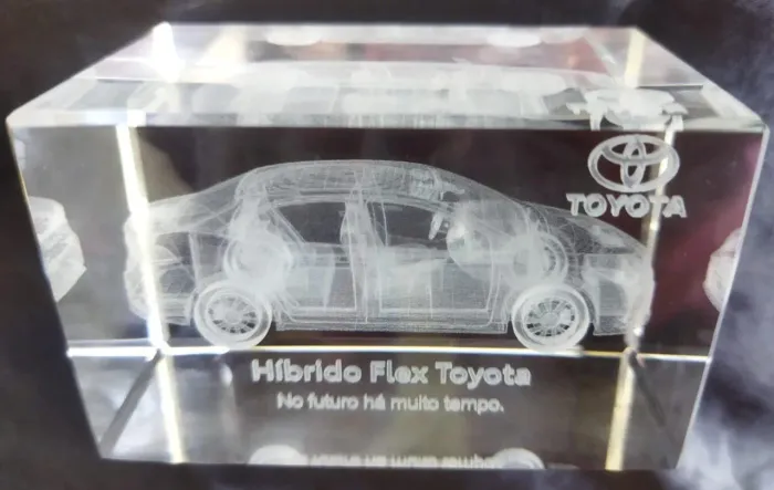 Peça rara colecionável Toyota Flex Hídrico em vidro cristal 3D