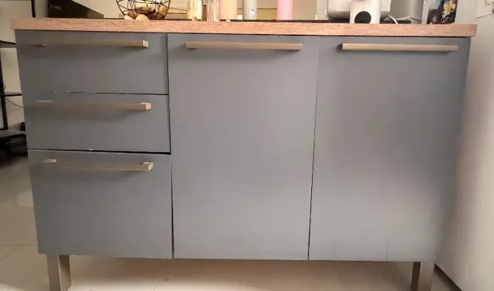 Armário cozinha azul