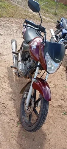 Titan 150 2012 atrasada