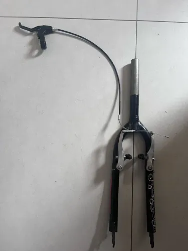 Garfo aro 24 com freio v- brake dianteiro incluso