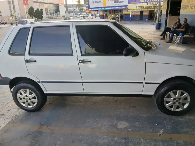Fiat Uno Mille 1.0 Fire/ F.flex/ Economy 4P 2010