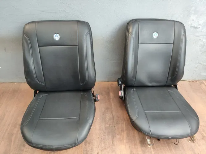 Jogo de bancos linha quadrado vw