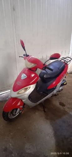Vendo motinha 50cc muito econômica