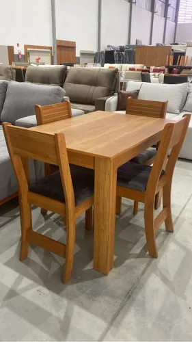 Mesa de jantar 4 cadeiras OPORTUNIDADE 
