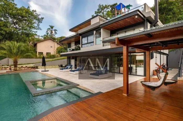 Casa com 5 dormitórios à venda, 670 m² por R$ 13.000.000,00 - Canto das Águas - Igaratá/SP