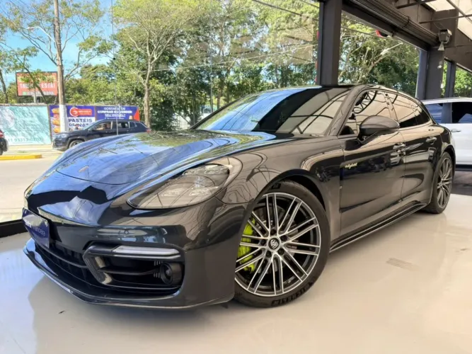 Porsche Panamera Turbo Sport Turismo 4.0 2023