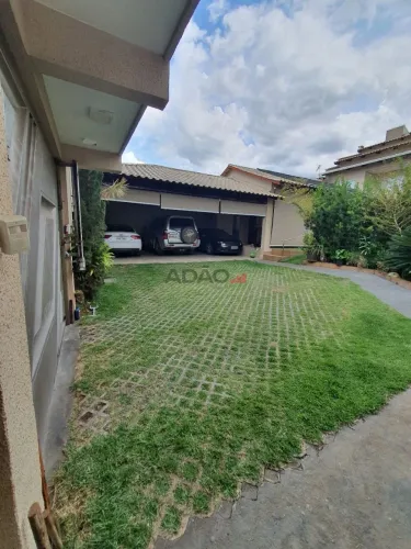CASA NO JARDIM NOVO MUNDO Casa de Rua com 5 Quarto(s) e 4 banheiro(s) à Venda, 500.00 por