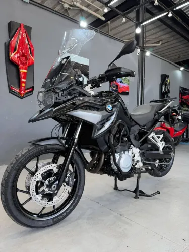 GS750 2023 abaixo da Fipe