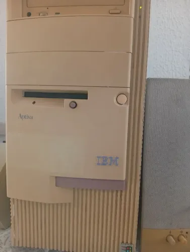 CPU IBM EM PERFEITO ESTADO