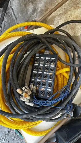 ? VENDO MULTICABO PROFISSIONAL DE ÁUDIO 20 VIAS XLR, 15 METROS