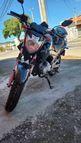 Fazer 250cc 2012 bem conservada