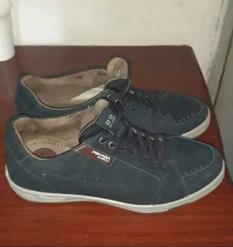 Sapatenis novo marca pegada