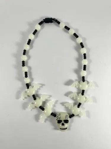 Colar Halloween Infantil Brilha no Escuro Fantasia