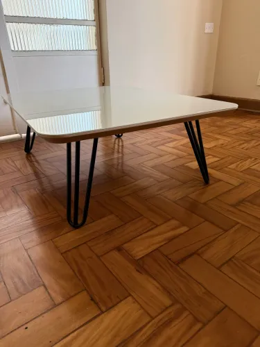 Vendo mesa de centro em MDF