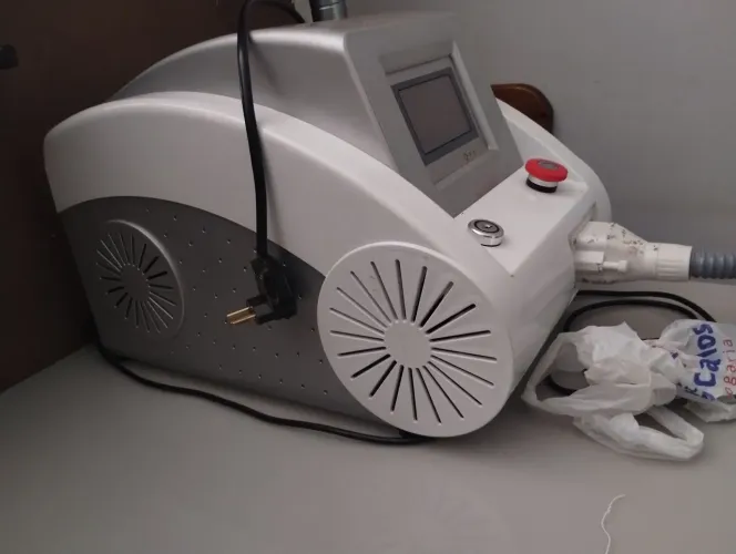 Laser ND Yag remoção de tattooagem