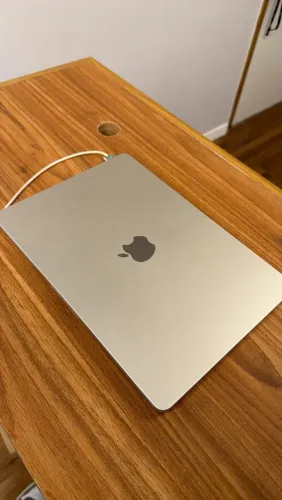 MacBook Air M4