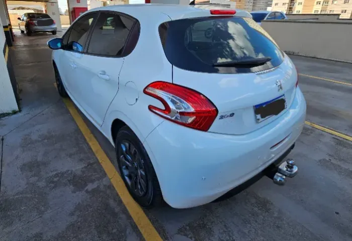 Peugeot 208 Active/active Pack 1.5 Flex 8V 5P 2015