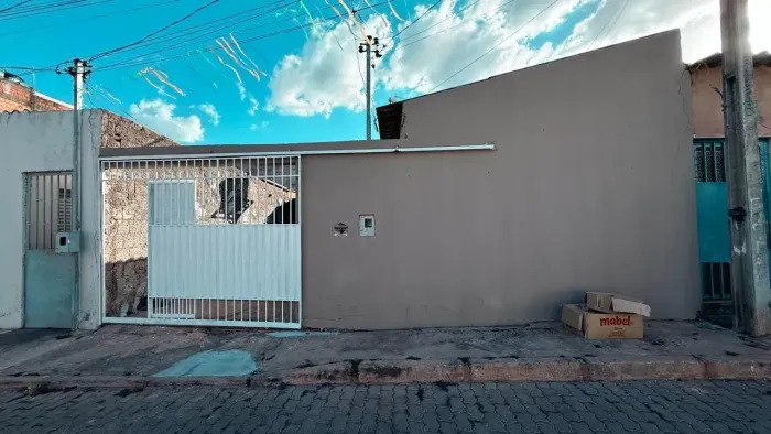 Imóvel para aluguel tem 128 metros quadrados com 2 quartos em Fazendinha - Brasília - DF