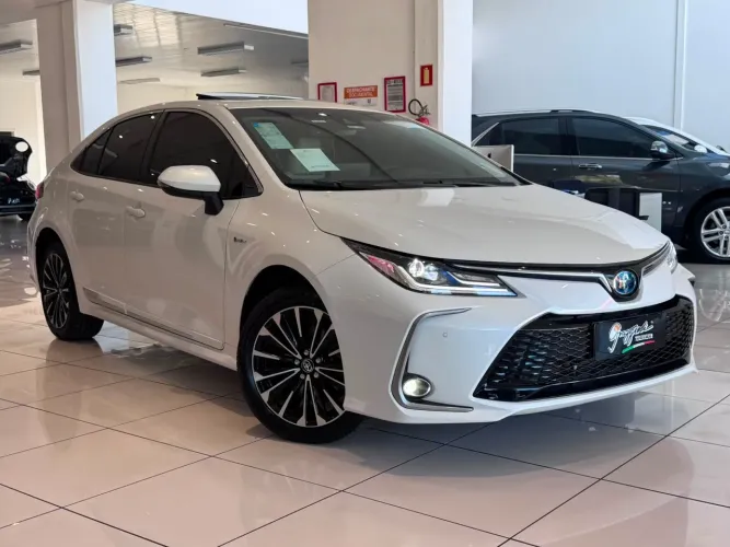 Toyota Corolla Altis Prem. Hybrid 1.8 Flex AUT 2025