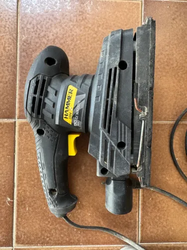 Lixadeira Hammer