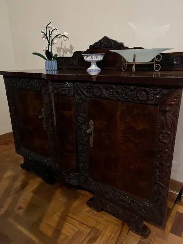 Buffet / Aparador Colonial em Madeira Maciça 