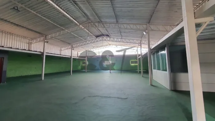 Galpão Comercial - para Alugar no Socorro - São Paulo/SP