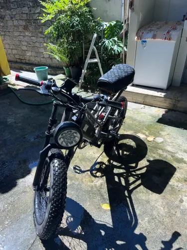 Bicicleta Elétrica Estilo Moto / Scrambler Aro 20 Fat Bike (Com Suspensão Dupla)