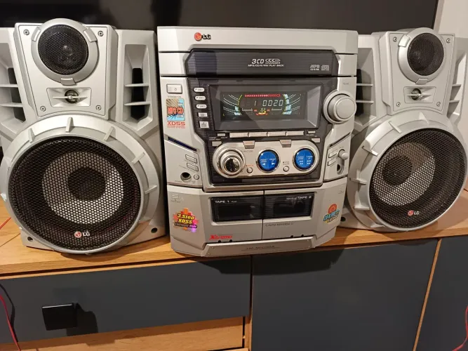 LG LM-M1030A