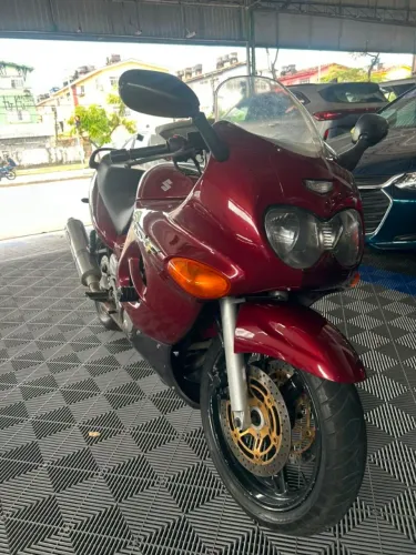 Suzuki GSX F 750
