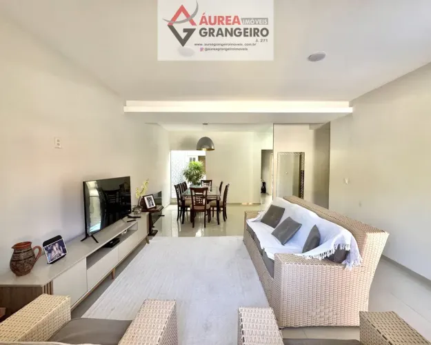 Casa em Condomínio na Av. Mário Andreazza