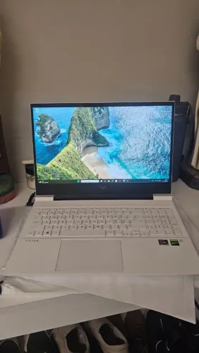 Notebook Gamer HP Victus 16 - Ryzen 5 5600H, GPU 4GB, SSD 512GB, 8GB RAM - NOVO