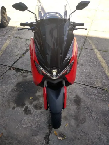 Yamaha nmax 2025 impecável.