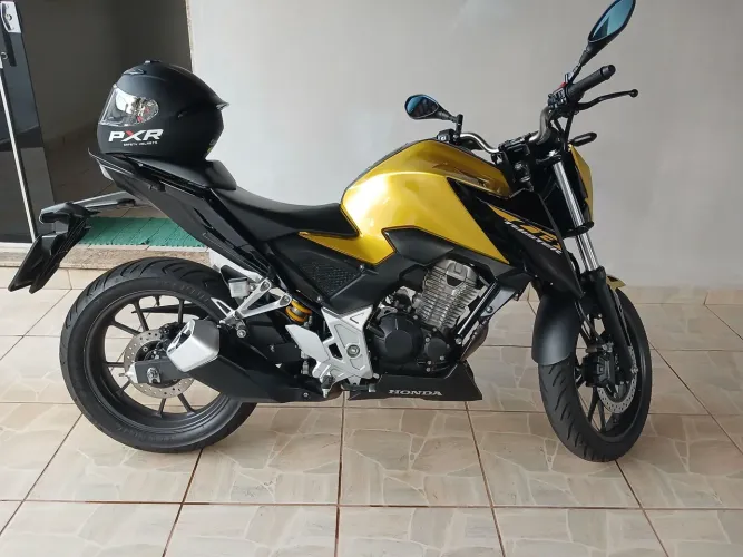 AGIO CB 300F 2024
