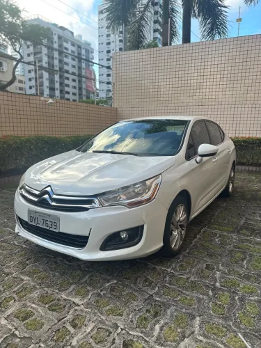 Citroen C4 Lounge Tendance 2.0 Flex 4P Aut. 2014