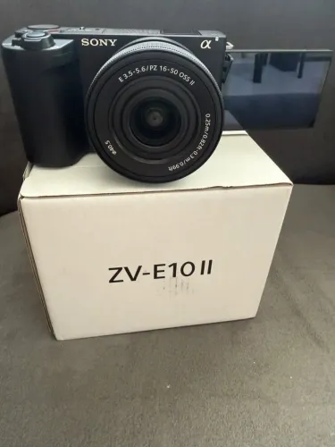 Sony ZV-E10 II 16-50mm Lens