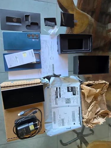 Samsung s24 ultra 256 mb muito novo cor prata