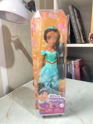 Boneca Jasmine Mattel