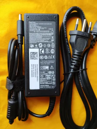 Fonte carregador Para notebook Dell 65w Fino 4.5x3.0 mm