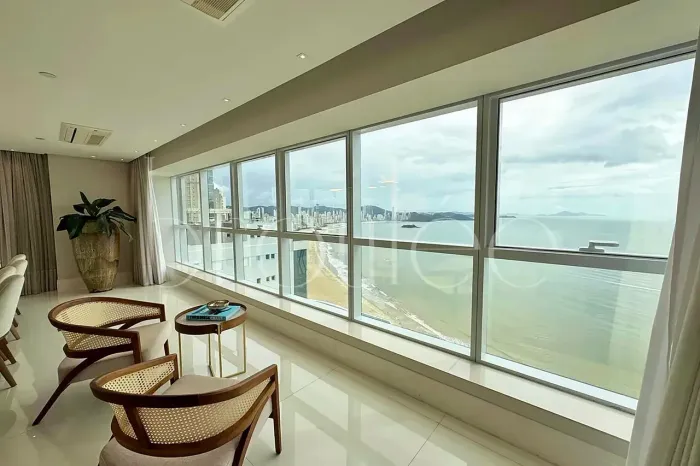 APARTAMENTO MOBILIADO NO EPIC TOWER EM BALNEÁRIO CAMBORIÚ-SC PARA LOCAÇÃO ANUAL