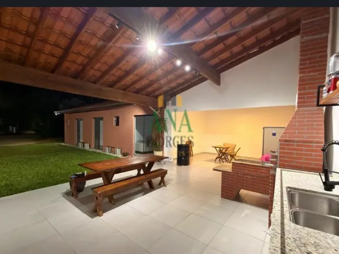 Chácara Nova com 03 dormitórios a Venda