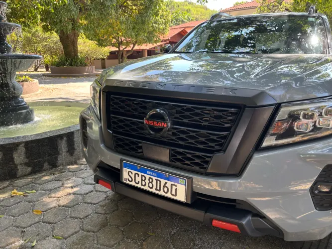 Nissan Frontier Pro4x CD 4X4 2.3 Bi-TB Die. AUT 2023